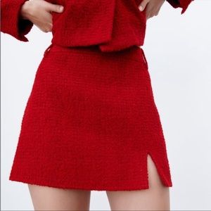 ZARA red textured skirt with slit